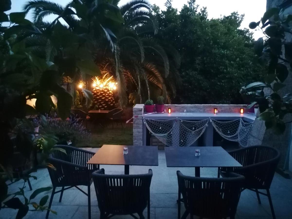 Villa Des Fleurs D'Ajoncs Concarneau Exterior foto