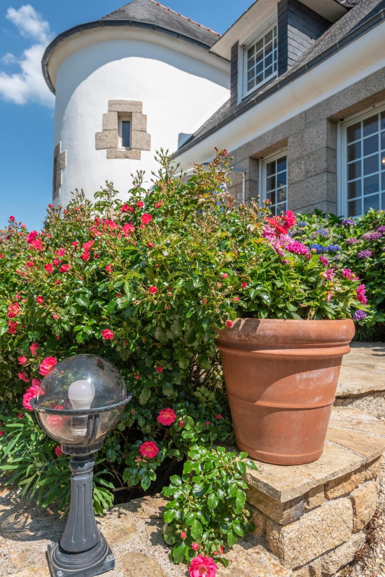 Villa Des Fleurs D'Ajoncs Concarneau Exterior foto